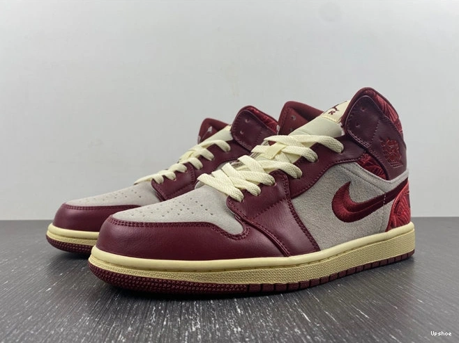 Mid Tiki DZ2820- Red SE Leaf Effortless 1 Jordan Team 3684 1014